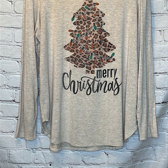 Eighty Eight Leopard Merry Christmas Tree Top Size 2XL Excellent Condition - Picture 6 of 11